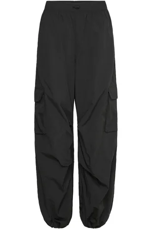 New Balance Nylon Cargo Pant Sport Sport Clothing Sport Pants Sport Sweatpants Black