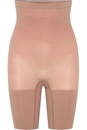 Spanx Everyday Seamless Shaping High-Waisted Short Beige