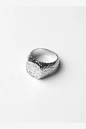 Blue Billie Oval Structured Ring