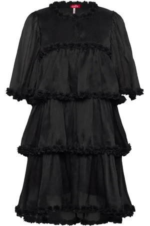 Crās Flowcras Dress