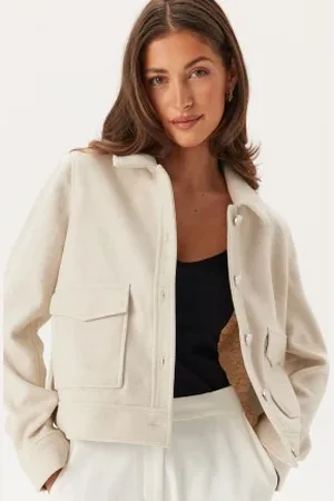 VILA Vijumpy L/S SHORT JACKET - NOO 36