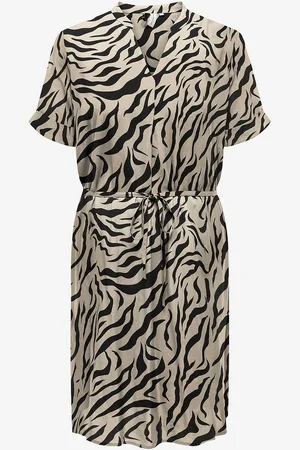 ONLY Kjole carNova Life SS V-neck Blk Dress