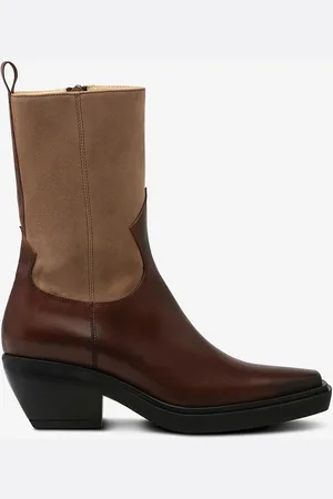 A Pair Boots Incas