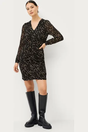 Second Female Kjole Mild Fitted Dress
