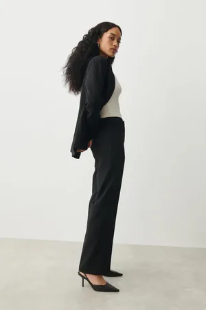 Gina Tricot Straight regular trousers - Bukser - Svart - 32 - Dame