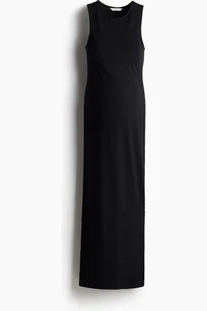 H&M MAMA Ribbestrikket kjole i viskose