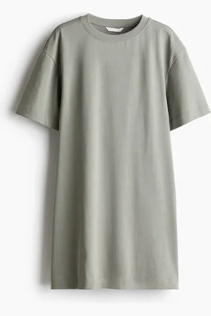 H&M Innsvingt T-shirtkjole