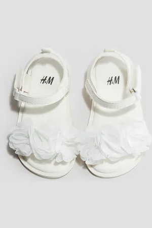 H&M Sandaler med applikasjon