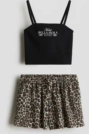 H&M 2-delt sett med stroppetopp og shorts