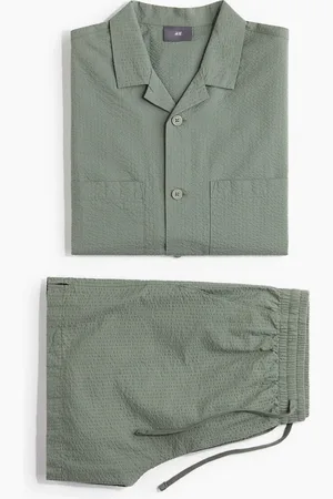 H&M Pyjamas i seersucker med skjorte og shorts