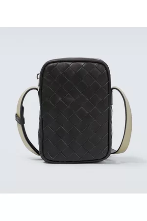 Bottega Veneta Herre Clutches - Intrecciato leather phone pouch
