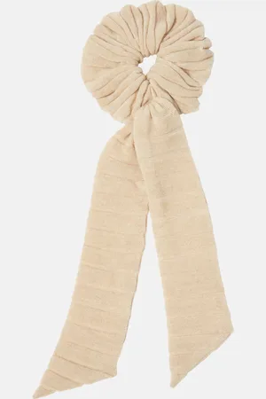 Loro Piana Cocooning cashmere scrunchie