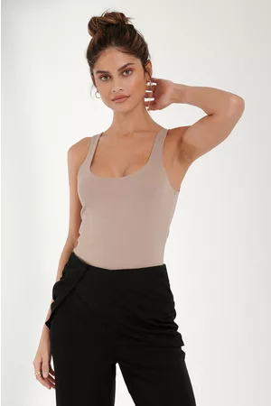 NA-KD Dame Singleter - Singlet Med Dyp Utringning
