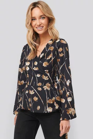 NA-KD Dame Bluser - Printed Overlap Blouse