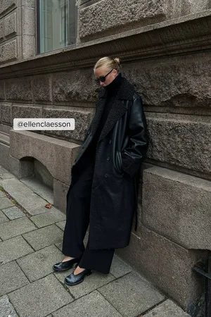 NA-KD PU-kåpe med teddydetaljer