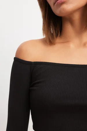 NA-KD Off shoulder-topp med ribber