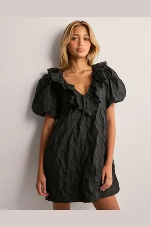Nelly - Flouncy Volume Dress
