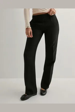 Nelly - Low Waist Straight Leg Pants