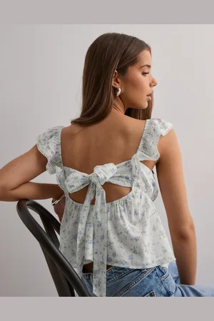 Nelly - Lace Detail Frill Top
