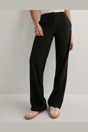 Nelly - Low Waist Relaxed Suit Pants