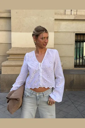 Nelly - Broidery Anglais Blouse