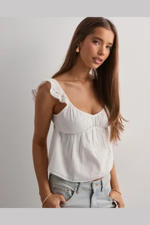 Nelly - Lace Detail Frill Top