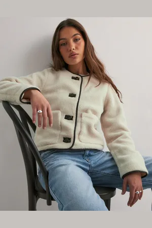 Neo Noir - Oak Fluffy Jacket