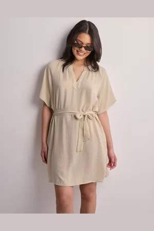 JDY - divya Life S/S V-Neck Dress Wvn