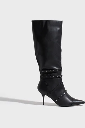Nelly - Edge Pointy Boot