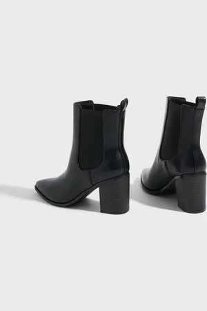 Nelly - Pointy Chelsea Heeled Boot