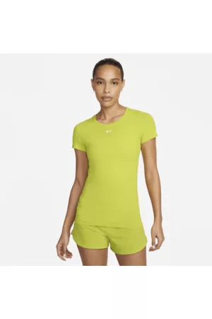 Nike Dame Tettsittende kjoler - Dri-FIT ADV Aura kortermet overdel med smal passform til dame