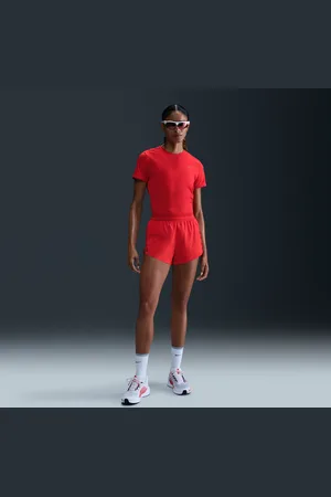 Nike AeroSwift Dri-FIT ADV fôret løpeshorts med mellomhøyt liv til dame (7,5 cm)