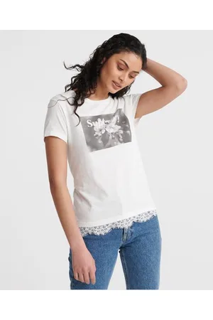 Superdry Tilly Lace Graphic-T-skjorte
